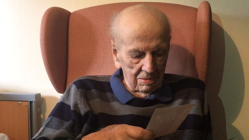 UK's oldest man dies at 108: Long life down to 'hard work and vinegar'