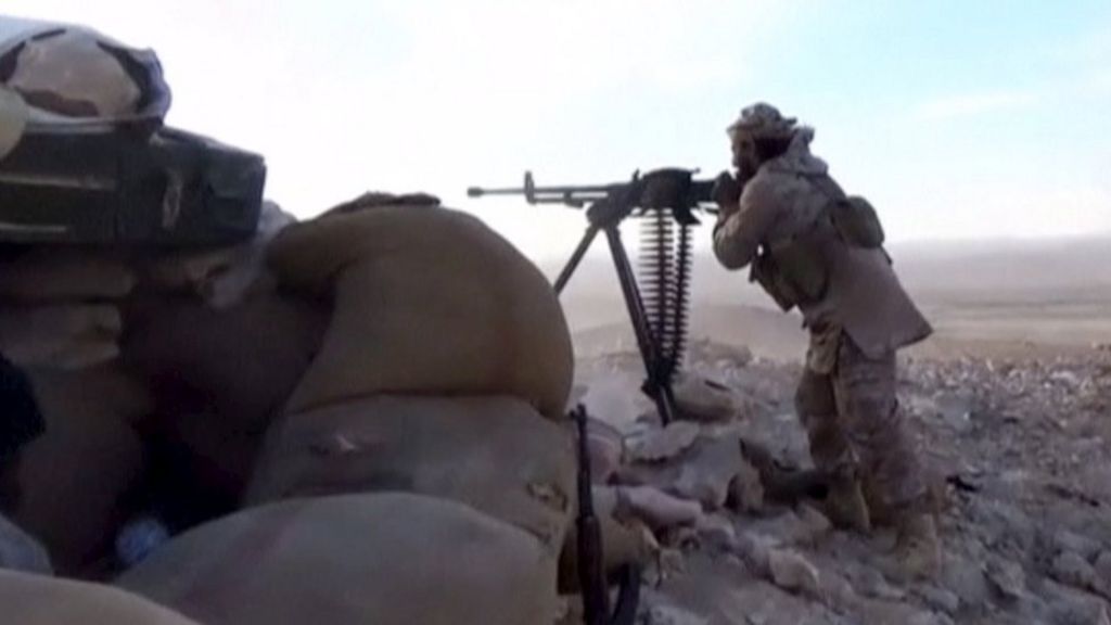 Islamic State: Up to $800m of funds 'destroyed by strikes' - BBC News