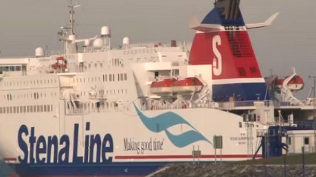 Warning over ferry link terror risk