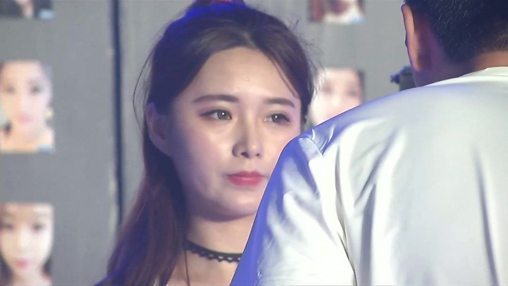 Man v Machine: A face recognition battle