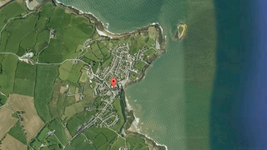 Salvage operation after ship fire off Anglesey coast