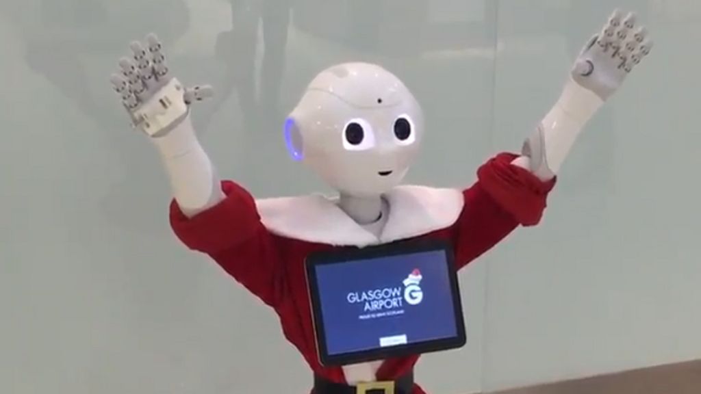 Glasgow Airport unveils robot 'staff member'