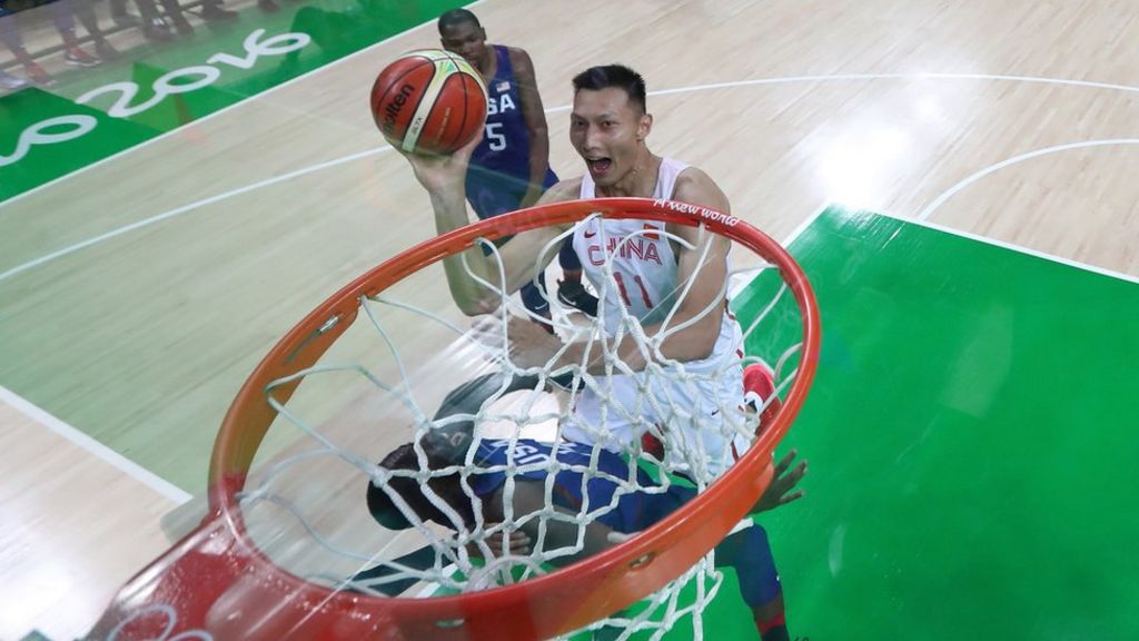 Los Angeles Lakers sign Chinese Olympian Yi Jianlian