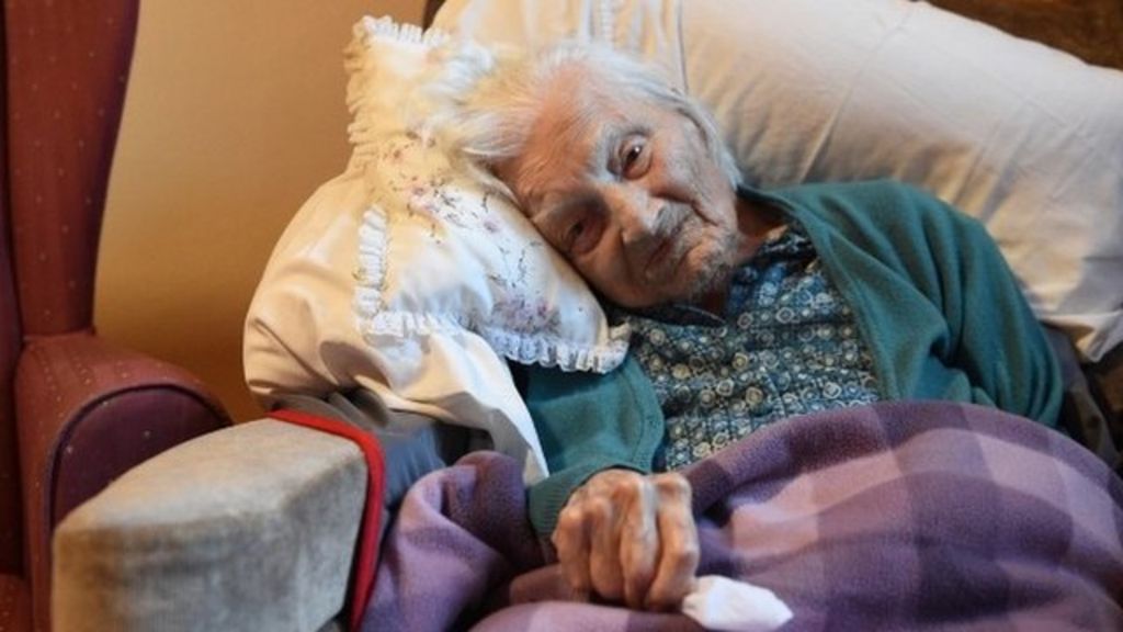 VIDEO: What is 113-year-old's secret to happiness?