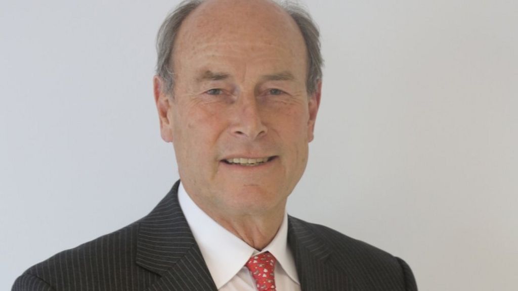 Ofsted chairman 'should not resign' over Isle of Wight comments