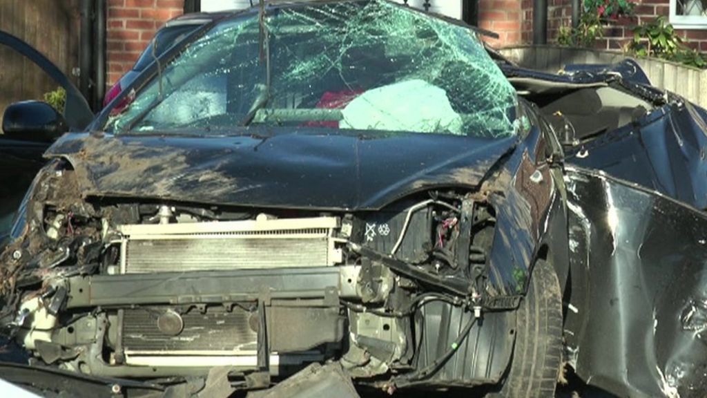 Police chase crash driver who abandoned his fatally injured passenger jailed