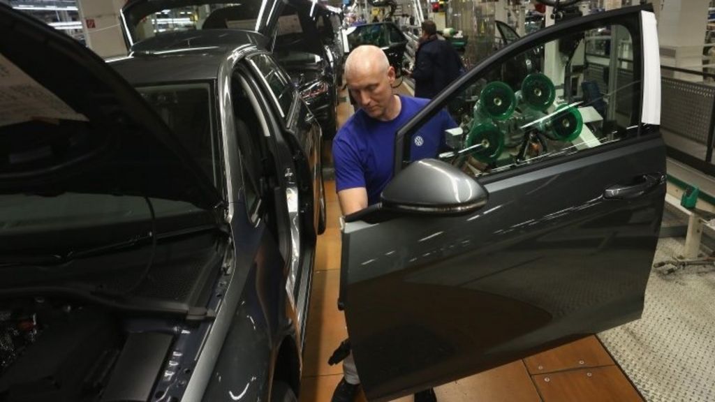 VW and Tata agree partnership to boost sales in India