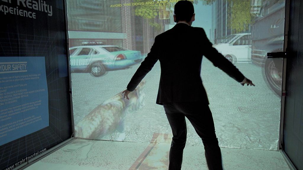 CES 2017: Virtual reality gaming without a headset