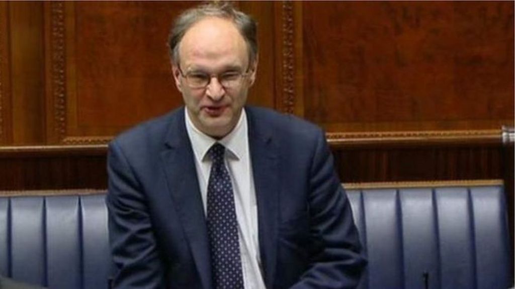 Schools need more money, says Peter Weir