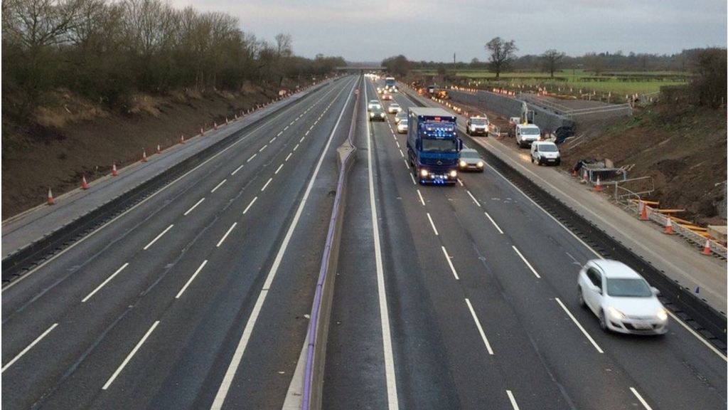 Death of man on M1 in Northamptonshire 'could be suspicious'