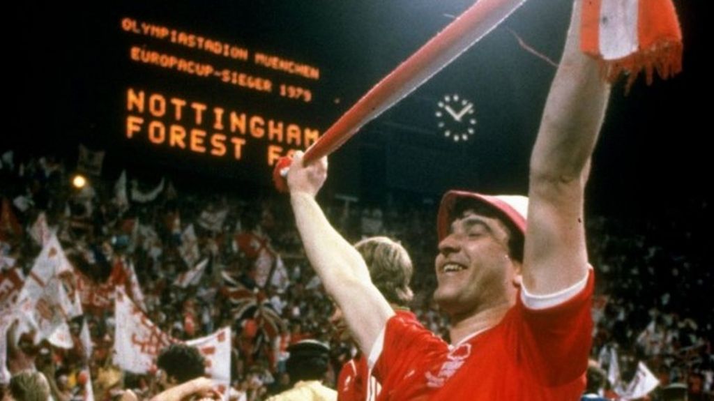 Nottingham Forest and Notts County inducted into football hall of fame - BBC News