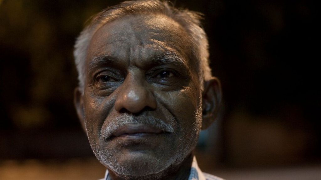 Indian tea-seller who hawks his books on Amazon
