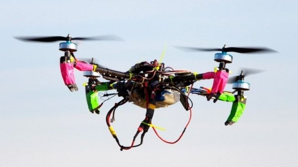 US drone owners told to register