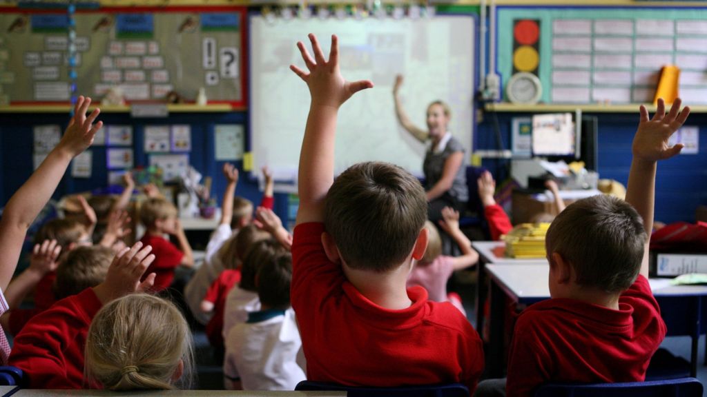 Education budget cuts will make system 'unsustainable'