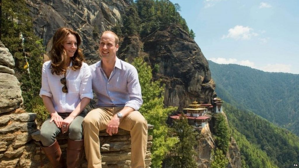 VIDEO: William and Kate hike to Bhutan monastery