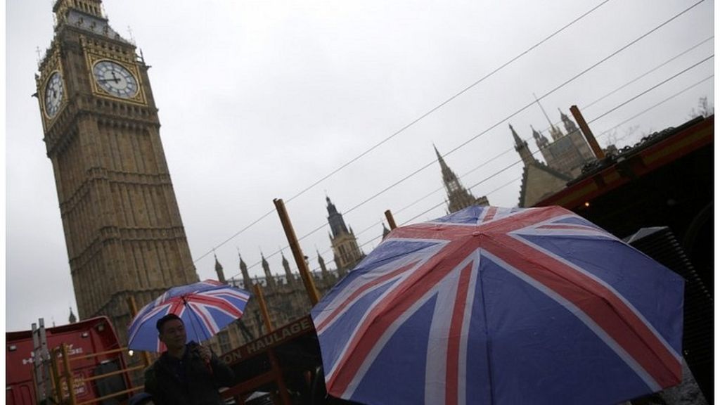 Brexit rebellion avoided after 'meaningful vote' offer