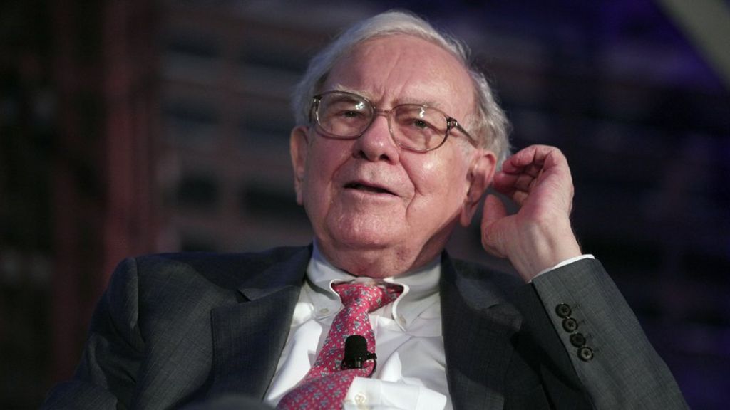 Investors await annual Buffett insights