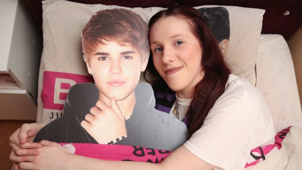Name-change Bieber fan goes public