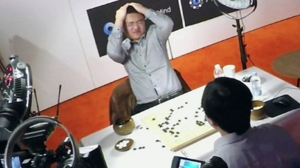VIDEO: Google AI beats Europe's Go champion