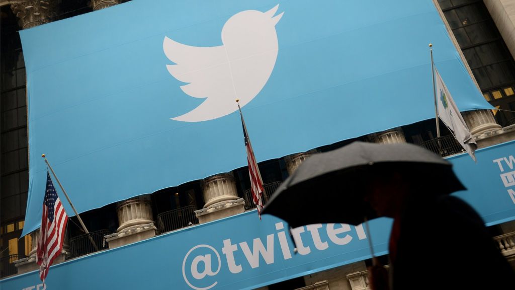 Twitter to cut jobs as revenue growth slows