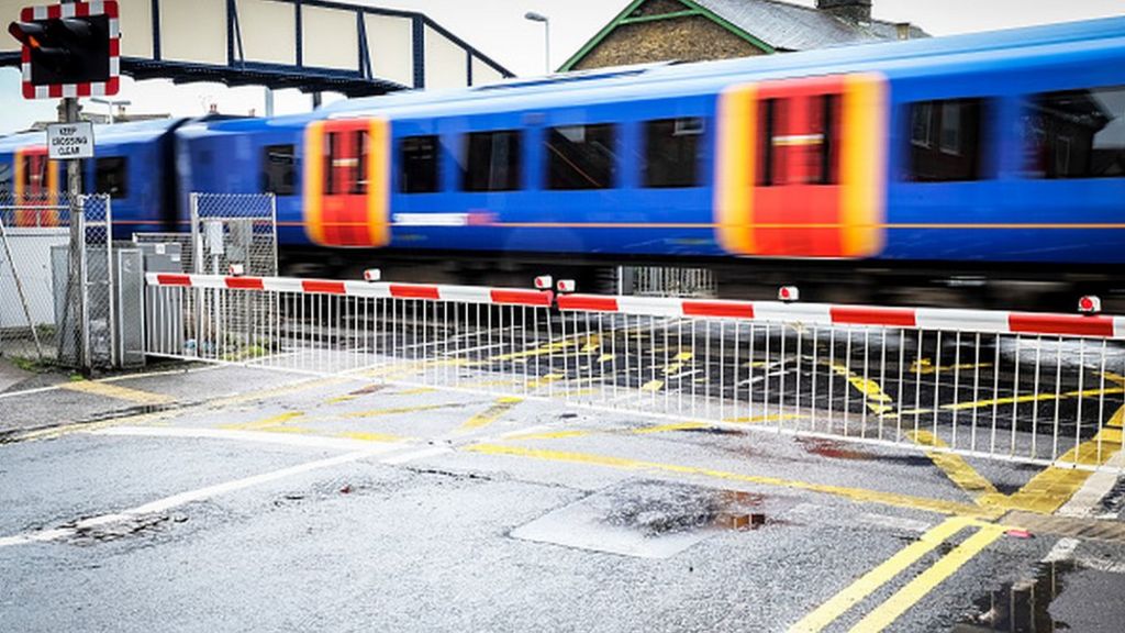 Four level crossings to be upgraded