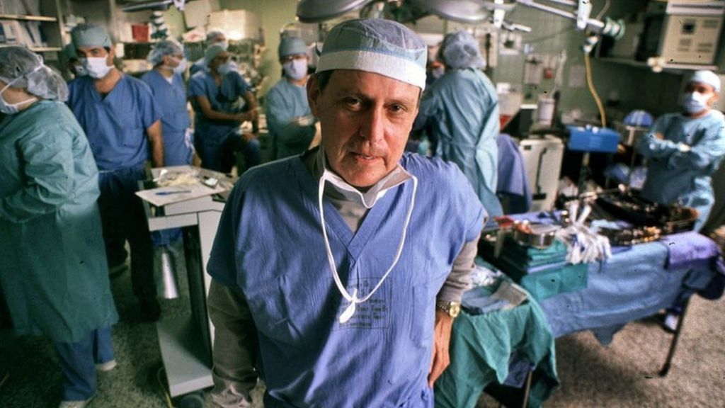 Liver transplant pioneer Thomas Starzl dies aged 90