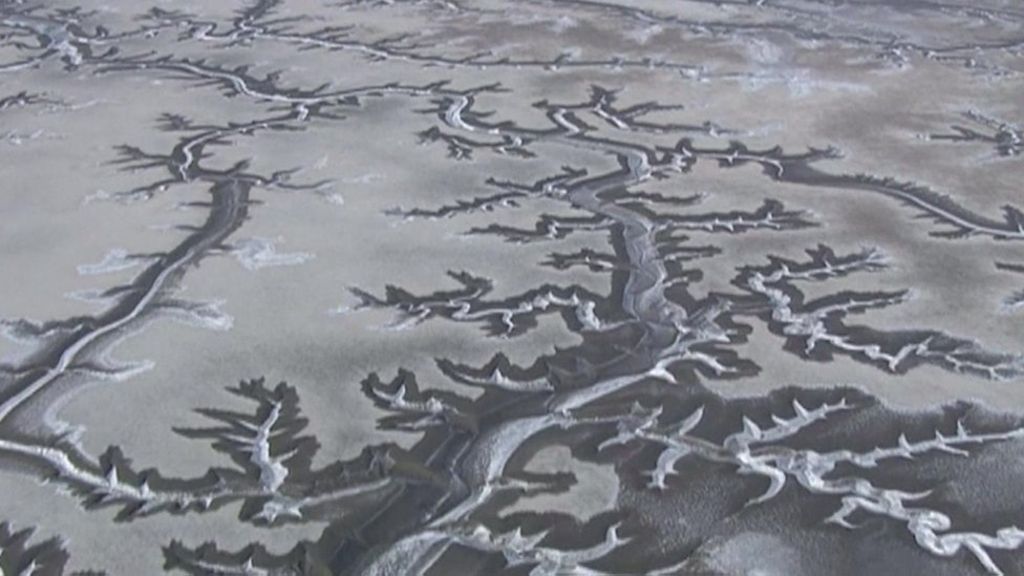 VIDEO: Aerial video shows 'frozen' East Asia