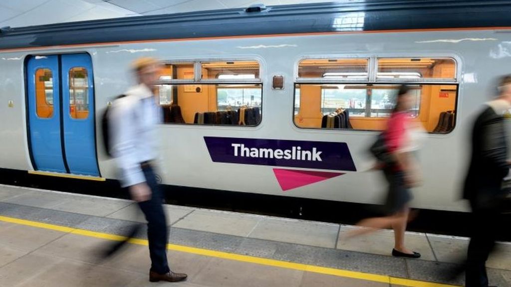 Thameslink woes hit Go-Ahead shares