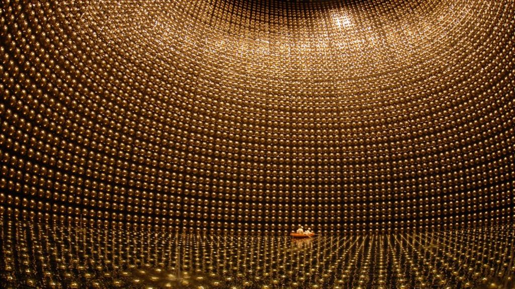 Flavour changing neutrinos give insight into Big Bang