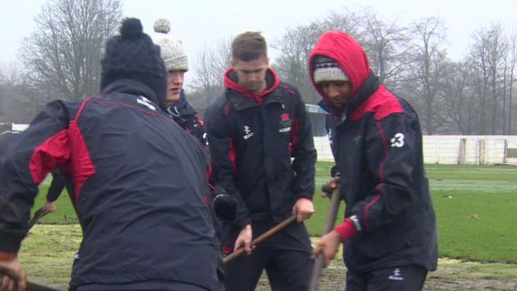 VIDEO: Cricketers help flood-stricken club