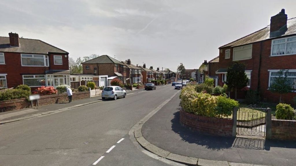Salford homes evacuated after suspicious device found
