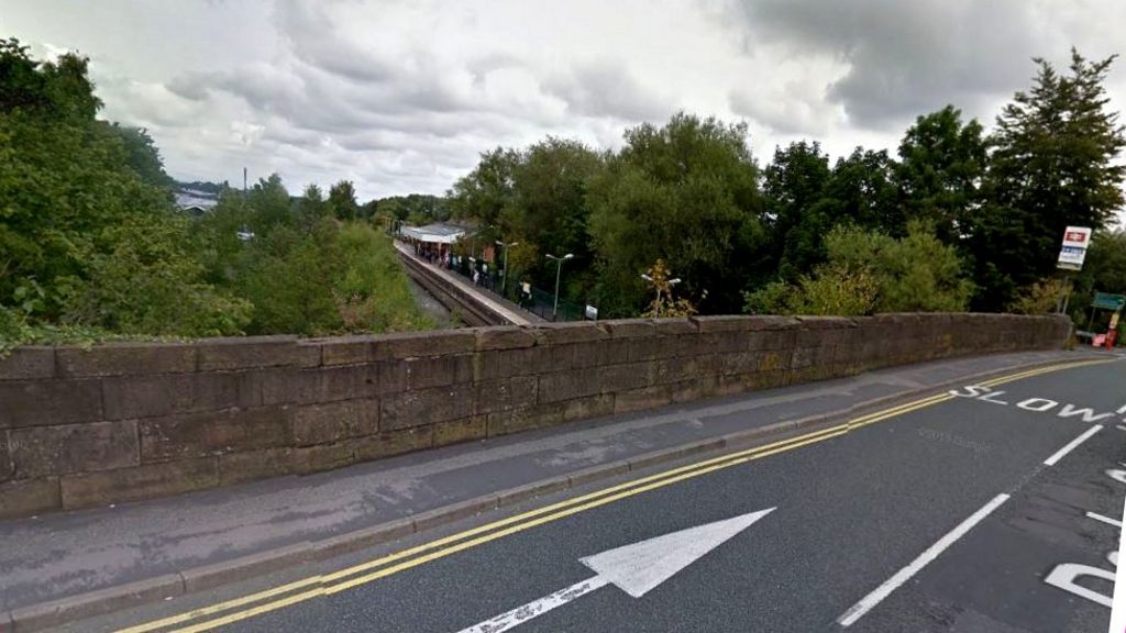 Lorry ban on 170-year-old bridge
