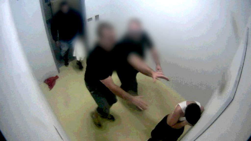 Government sues abused Australian boys