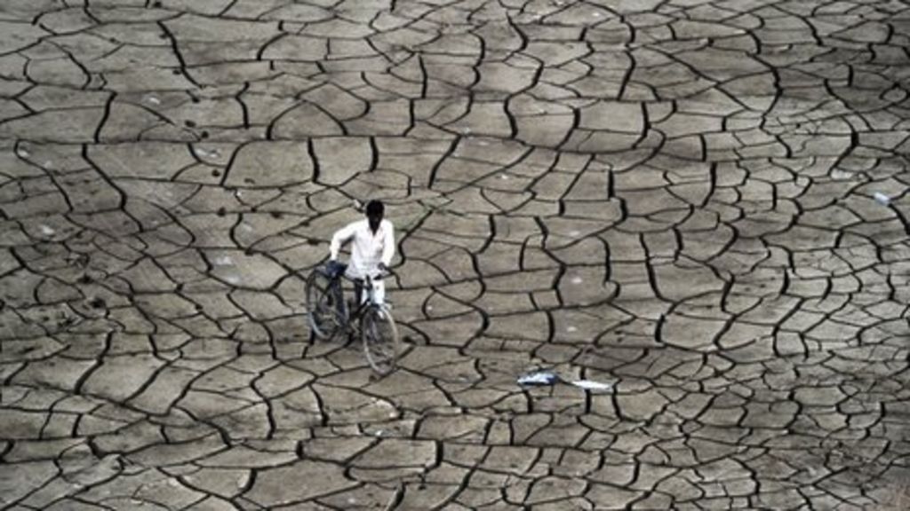 UN review says carbon plans fall well short of climate goals