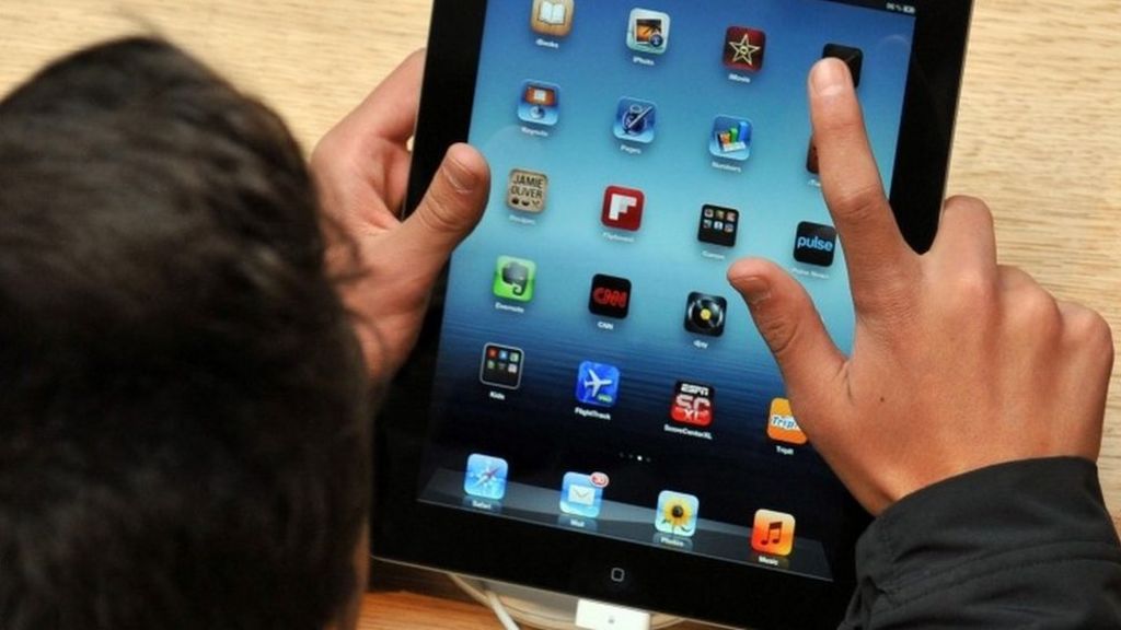 Jeremy Corbyn proposing digital 'bill of rights'