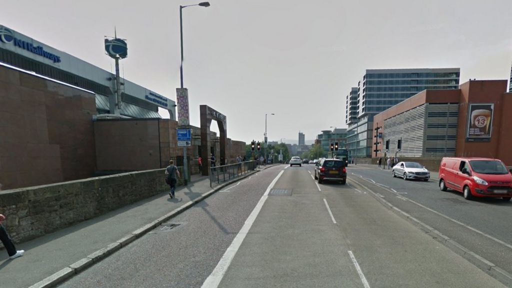 Belfast: Three 24-hour bus lanes to operate 12 hours - BBC News