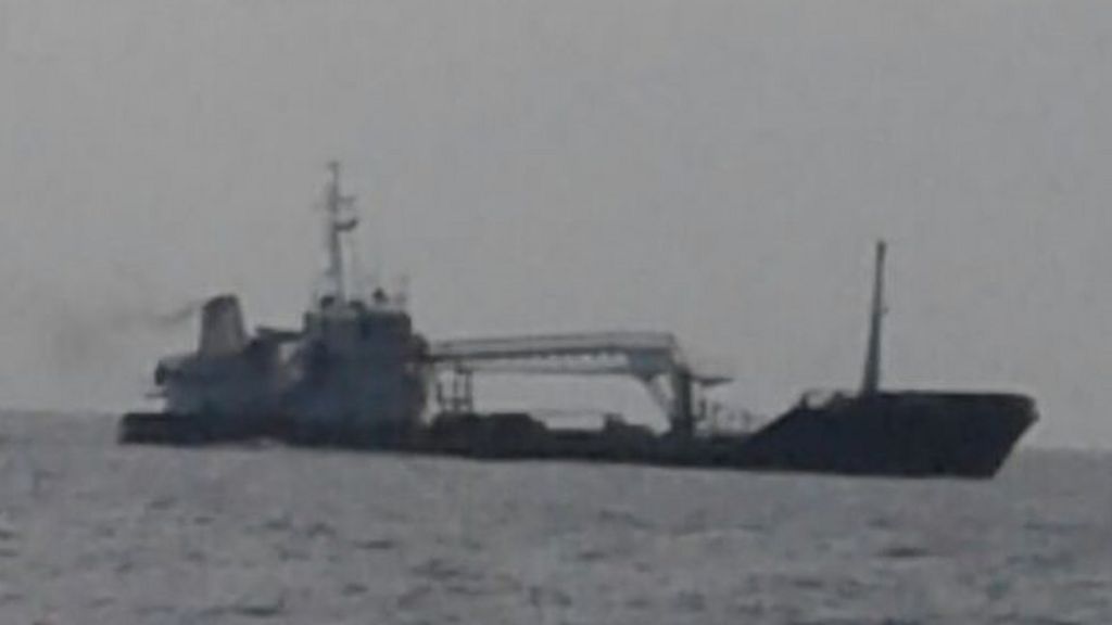 Somalia ship hijack: 'Pirates' release vessel without ransom
