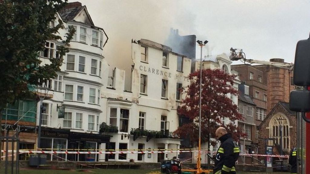 Exeter fire Royal Clarence Hotel collapses as blaze rages BBC News