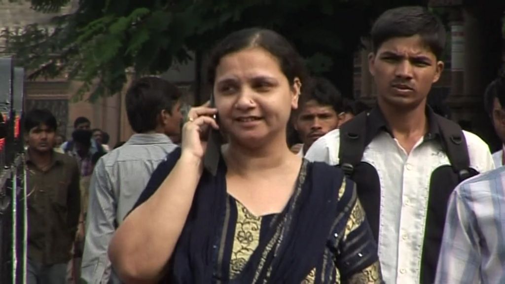 Dialing up cheap data in India