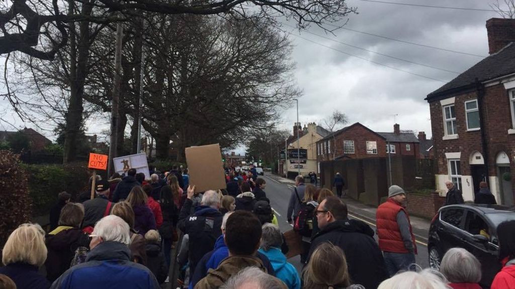 Sandbach school funding protest by parents