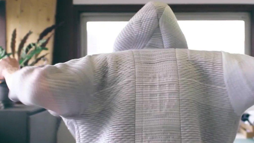VIDEO: The 'smart' suit that can purify air