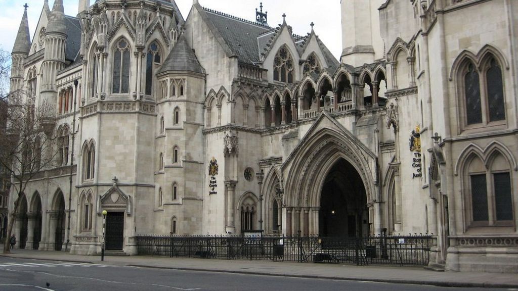 Appeal judges back anti-gang order