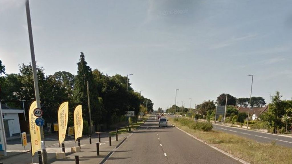 Man dies after driving into a tree near Poole