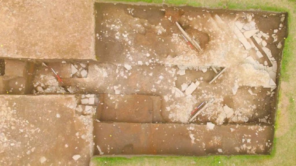 Mystery stone structure under Neolithic dump on Orkney