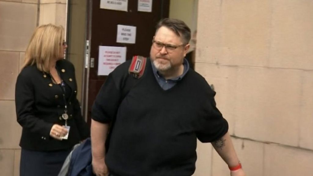 Surgeon Ian Paterson 'gave man unnecessary double mastectomy'