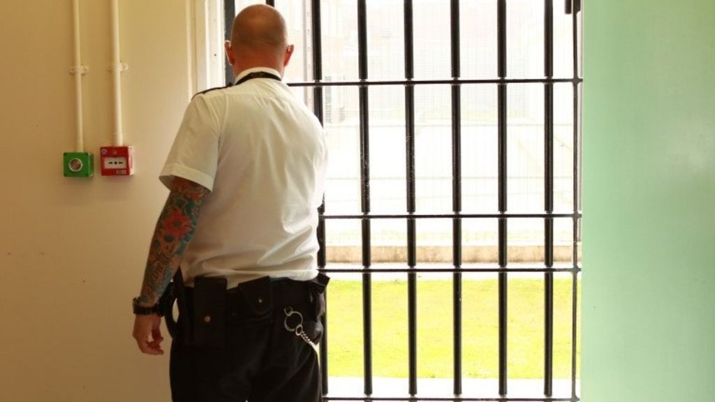 Assaults on prison staff at record high, figures show