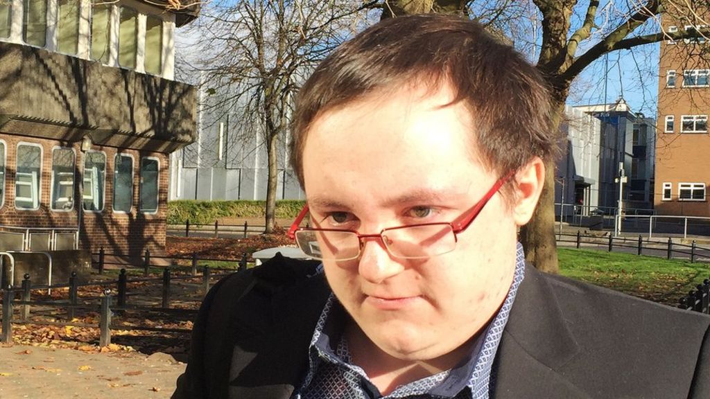 Minecraft paedophile Adam Isaac groomed boys online