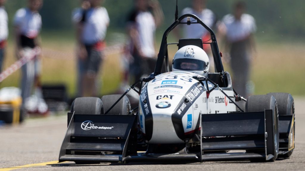 Electric car sets world acceleration record
