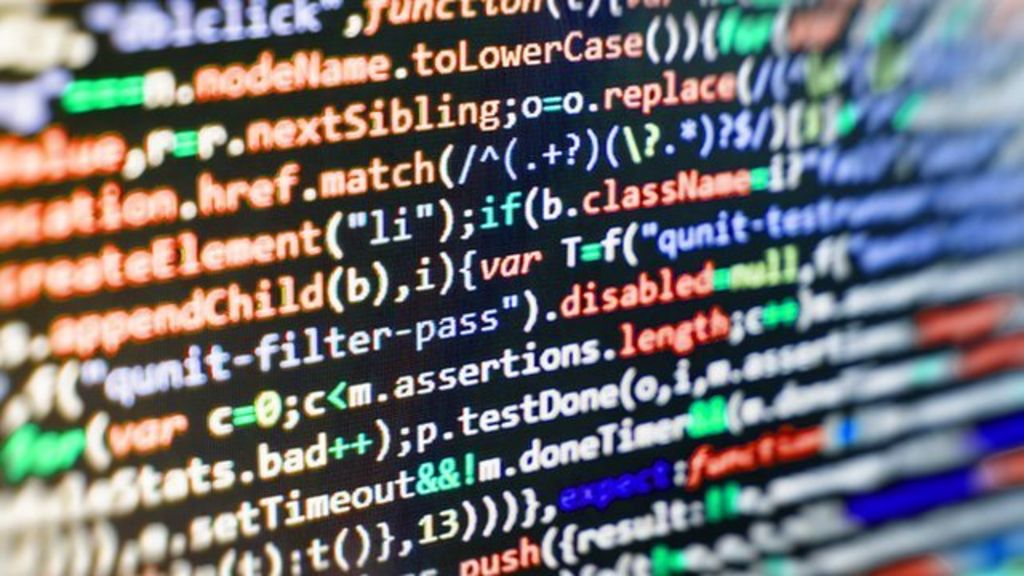 Almost 6,000 online shops hit by hackers