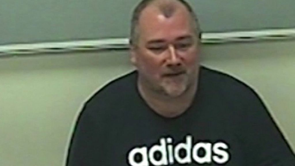 Killer tells of 'sexual relationship' with murdered teen